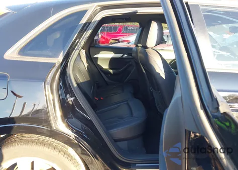 2018 Audi Q3 2.0T Premium/2.0T Sport Premium из США, поврежденный, VIN WA1BCCFS1JR011929